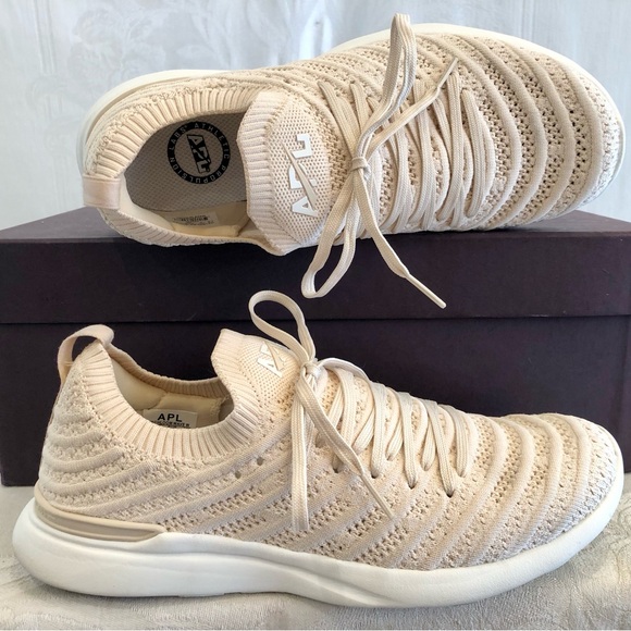 APL Shoes - APL Techloom Wave Ivory / Oat Silk 0822XC Running Sneakers 7.5 $270